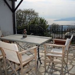 Terrasse Chrissi Nefeli Fotos