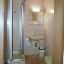 Bathroom Zur Traube Gasthof Fotos