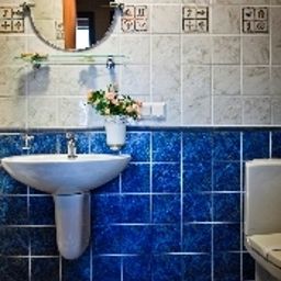 Badezimmer Orzeł Pensjonat Fotos