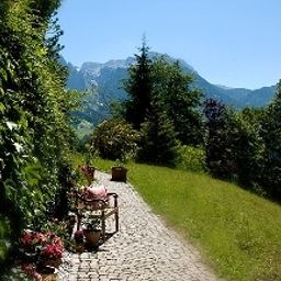 Ausblick Alpenvilla Berchtesgaden Suitehotel garni Fotos