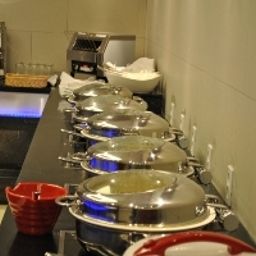 Buffet Sutton Fotos