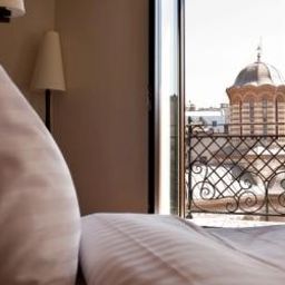 Room with terrace Europa Royale Bucharest Fotos