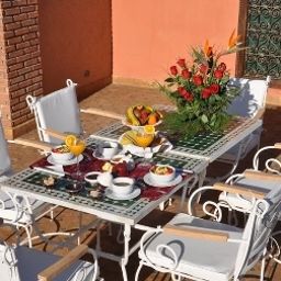 Breakfast room within restaurant Riad Rafaele Fotos