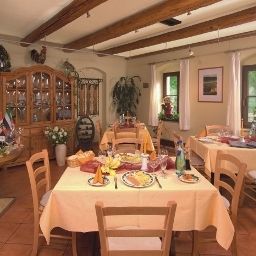 Frühstücksraum im Restaurant Elbklause Landhotel Fotos