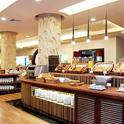 Зал для завтрака Novotel Phuket Vintage Park Resort Fotos
