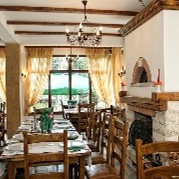 Restaurant Pensiunea Vraja Muntelui Fotos