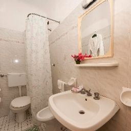 Camera da bagno Villa Franca Fotos