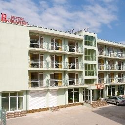 Exterior view Family Romantic Fotos