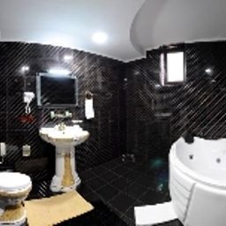 Bathroom HAYOT Fotos