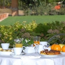 Sala colazione nel ristorante Villa Aretusi Fotos
