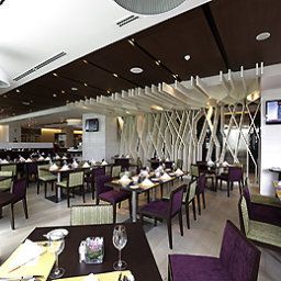 Salle du petit-déjeuner située dans le restaurant Novotel Saigon Centre Fotos