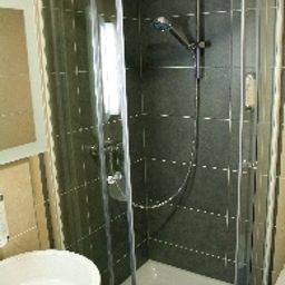Bathroom Lent Fotos