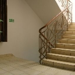 Hall Ami Fotos