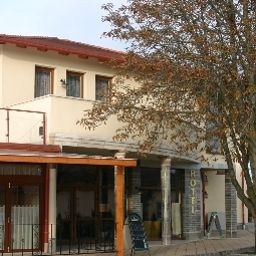 Faluközpont Hotel Újhartyán 