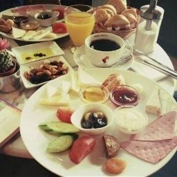 Breakfast room within restaurant SUB Hotel Fotos