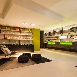 Reception Hotel Indigo BERLIN - CENTRE ALEXANDERPLATZ Fotos