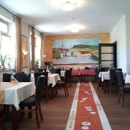 Sala de desayuno en el restaurante Bräustüble Altenmünster Landgasthof Fotos