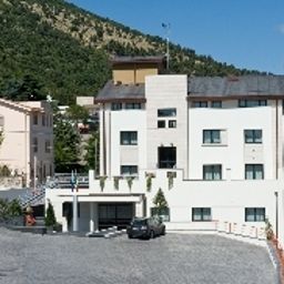 Exterior view Vittoria Fotos