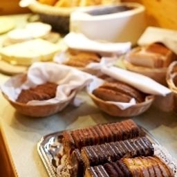 Buffet Postschlössl Hotel garni Fotos