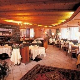 Sala colazione nel ristorante Piccolo Hotel Restaurant Marlingerhof Fotos