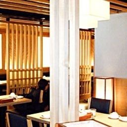 Salle du petit-déjeuner située dans le restaurant Imperial Hotel Fotos
