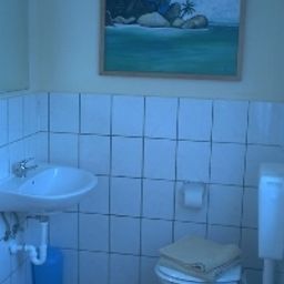 Cuarto de baño Mona Lisa Pension Fotos
