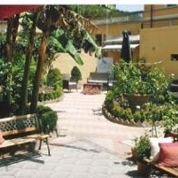 Jardín Soggiorno Athena Fotos
