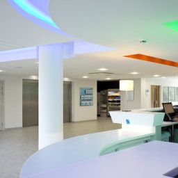 Außenansicht Holiday Inn Express DUNSTABLE Fotos