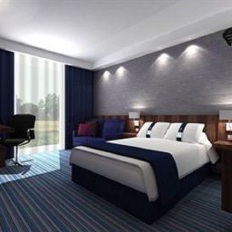 Zimmer Holiday Inn Express DUNSTABLE Fotos